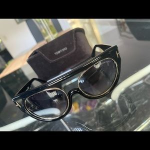 Tom ford authentic black&gols sunglasses